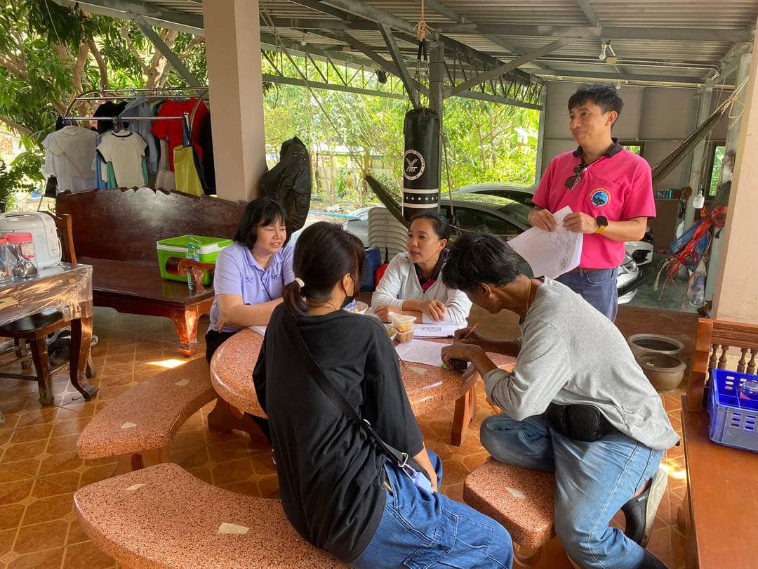 สำนักงานประมงพื้นที่กรุงเทพมหานครลงพื้นที่ให้บริการเกษตรกรผู้เพาะเลี้ยงสัตว์น้ำ ในพื้นที่เขตบางขุนเทียน กรุงเทพมหานคร