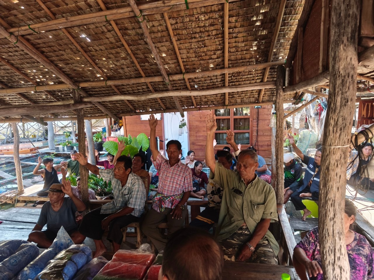 เข้าติดตามและให้คำแนะนำส่งเสริมการดำเนินงานขององค์กรชุมชนประมงท้องถิ่นกลุ่มเฝ้าระวังการประมงเขื่อนศรีนครินทร์หาดปานา ตำบลเขาโจด อำเภอศรีสวัสดิ์ 
