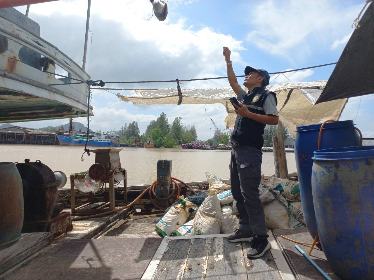 #ตรวจเรือประมงที่ขอปิดสัญญาน VMS