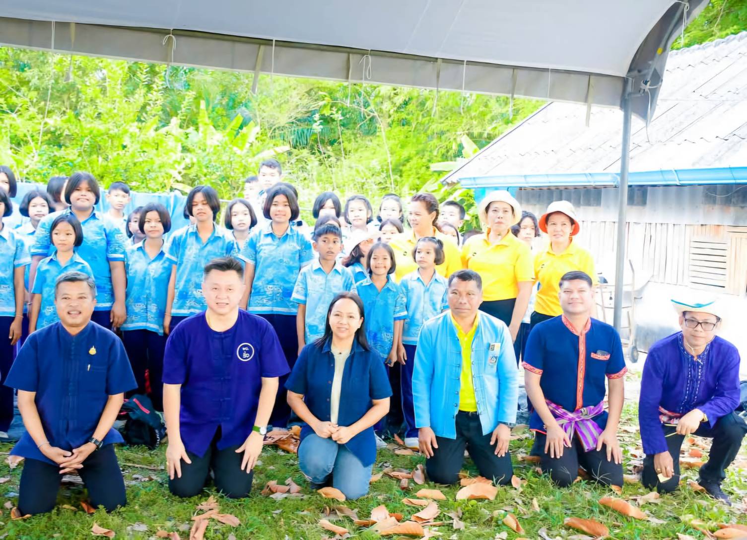 ประมงจังหวัดพัทลุง เข้าร่วมพิธีตักบาตรพระสงฆ์ และพิธีทำขวัญข้าว กิจกรรม “บูชาแม่โพสพนอบนบจอมผไท” ณ นาบ้านหลักโยชน์ หมู่ที่ 4 ตำบลมะกอกเหนือ อำเภอควนขนุน  จังหวัดพัทลุง
