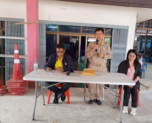 ถ่ายทอดเทคโนโลยีให้ความรู้แก่เกษตรกร โครงการศูนย์เรียนรู้การเพิ่มประสิทธิภาพการผลิตสินค้าเกษตร อำเภอโพธิ์ศรีสุวรรณ..คลิก