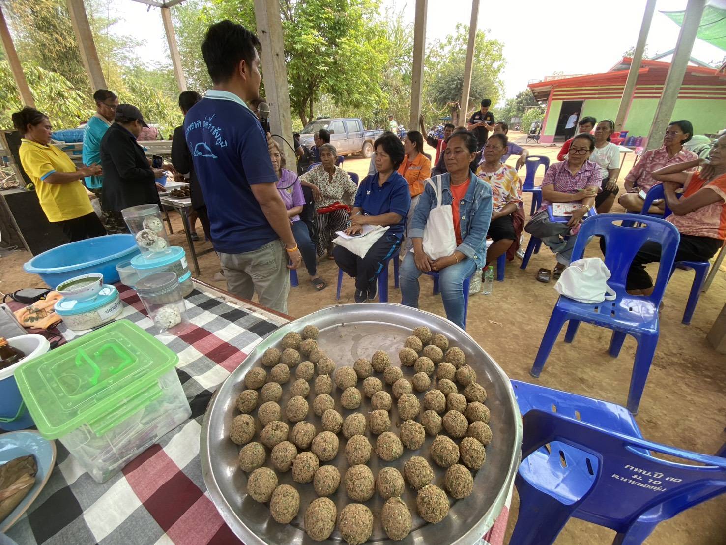 อบรม โครงการยกระดับสินค้าเกษตรปลอดภัย กิจกรรมหลักการพัฒนาศักยภาพการผลิตสินค้าประมง อ.แก้งคร้อ 