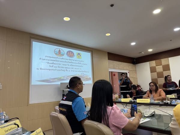 ประชุมคณะทำงานพิจารณาจัดทำมาตรการองค์กรด้านความปลอดภัยทางถนนจังหวัดศรีสะเกษ ครั้งที่ 1/2568..คลิก