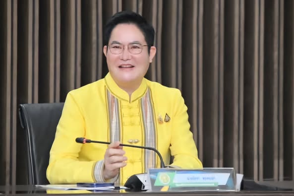 กรมประมง...ร่วมสืบสานประเพณีไทย   จัดงานใหญ่ “เย็นทั่วหล้า มหาสงกรานต์ จังหวัดพะเยา” ประจำปี 2568 ภายใต้ ก.เกษตรและสหกรณ์ จัดกิจกรรมปล่อยพันธุ์สัตว์น้ำกว่า 2 ล้านตัว พร้อมควบคุมปลานักล่า “ชะโด” เพื่อสร้างความสมดุลระบบนิเวศกว๊านพะเยาสู่แหล่งอาหารชุมชนที่ยั่งยืน..คลิก