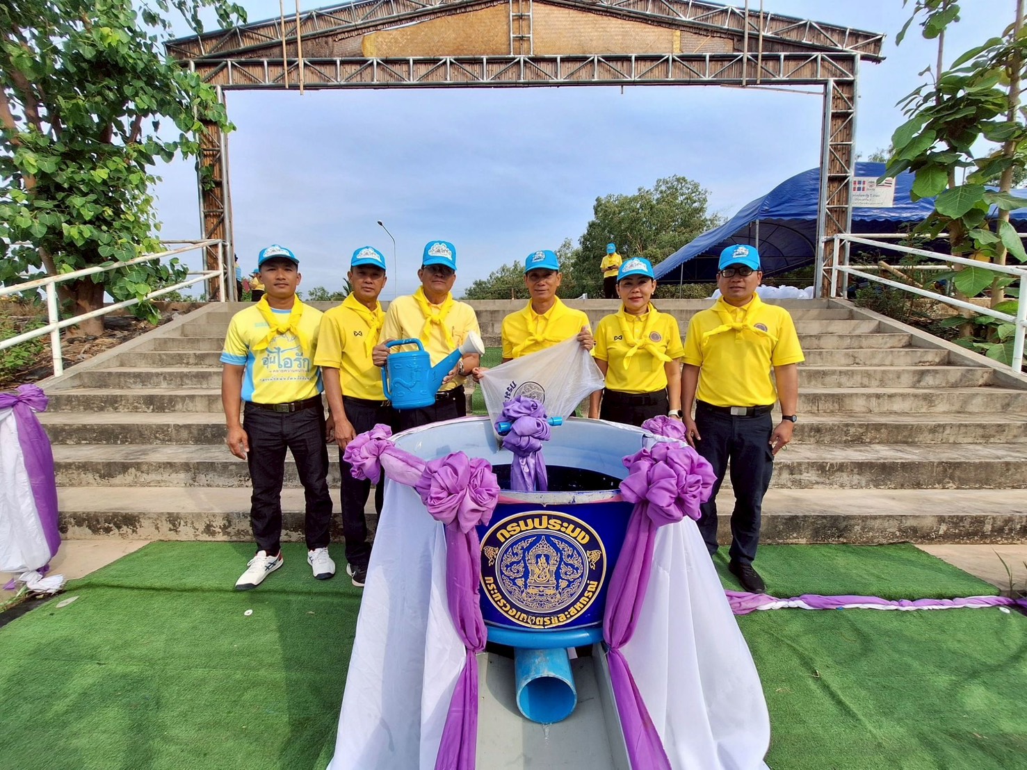 ประมงอุบลฯ ร่วมกิจกรรมจิตอาสาพัฒนา เนื่องในวันคล้ายวันพระราชสมภพ สมเด็จพระกนิษฐาธิราชเจ้า กรมสมเด็จพระเทพรัตนราชสุดาฯ สยามบรมราชกุมารีกุมารี 2 เมษายน 2568