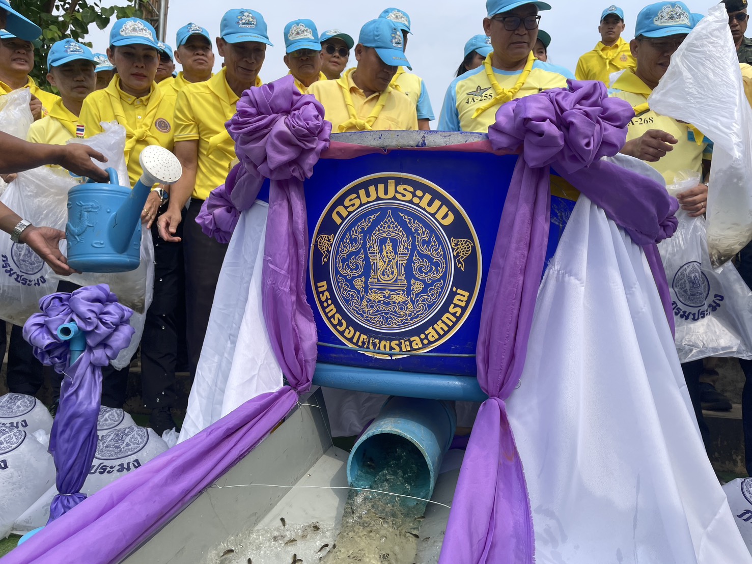 ประมงอุบลฯ ร่วมกิจกรรมจิตอาสาพัฒนา เนื่องในวันคล้ายวันพระราชสมภพ สมเด็จพระกนิษฐาธิราชเจ้า กรมสมเด็จพระเทพรัตนราชสุดาฯ สยามบรมราชกุมารีกุมารี 2 เมษายน 2568