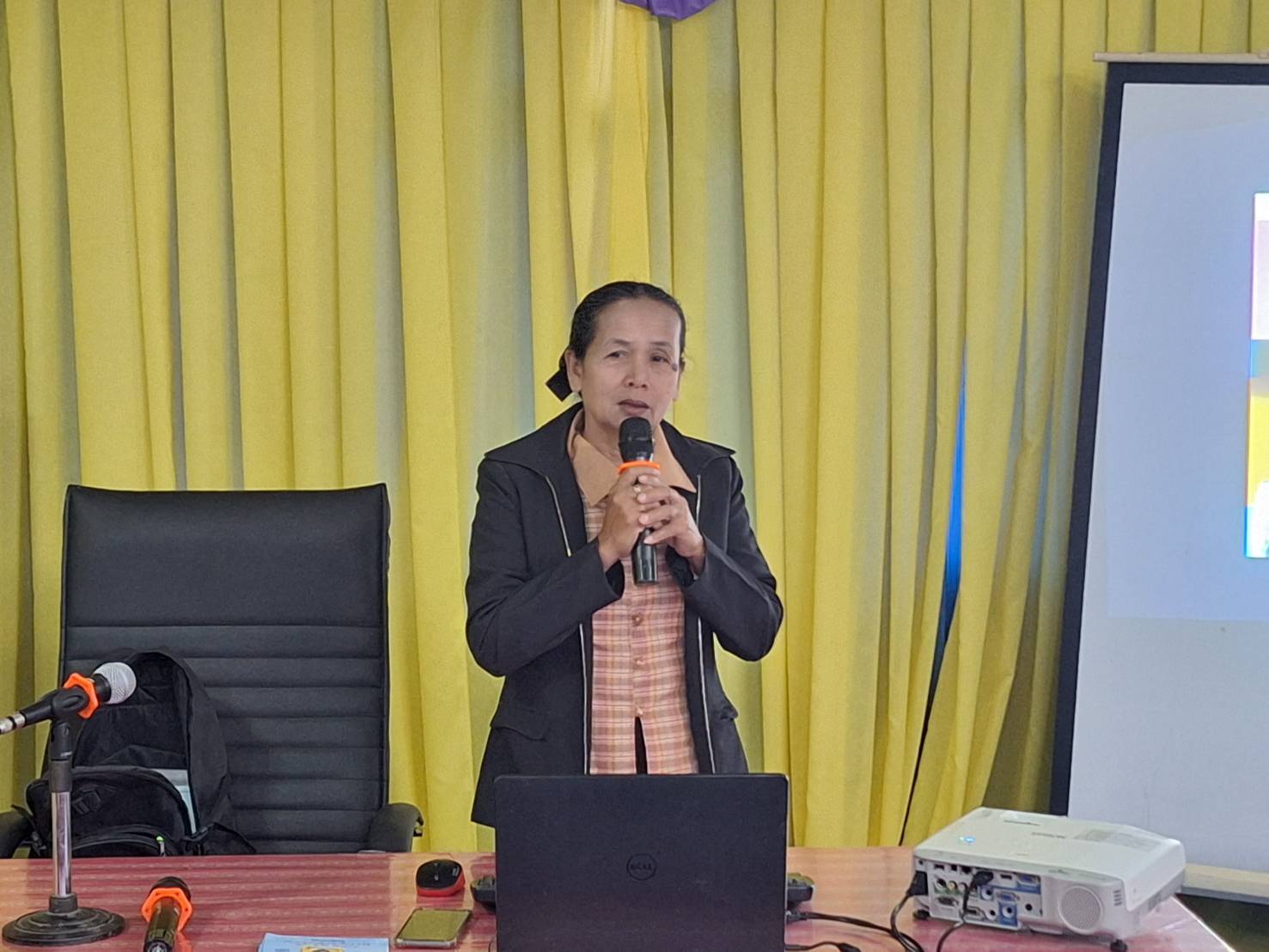 ประมงอุบลฯ จัดฝึกอบรม ภายใต้โครงการส่งเสริมการเลี้ยงปลาตะเพียนขาวในบ่อดิน งบกลุ่มจังหวัดภาคตะวันออกเฉียงเหนือตอนล่าง 2 ปีงบประมาณ 2568