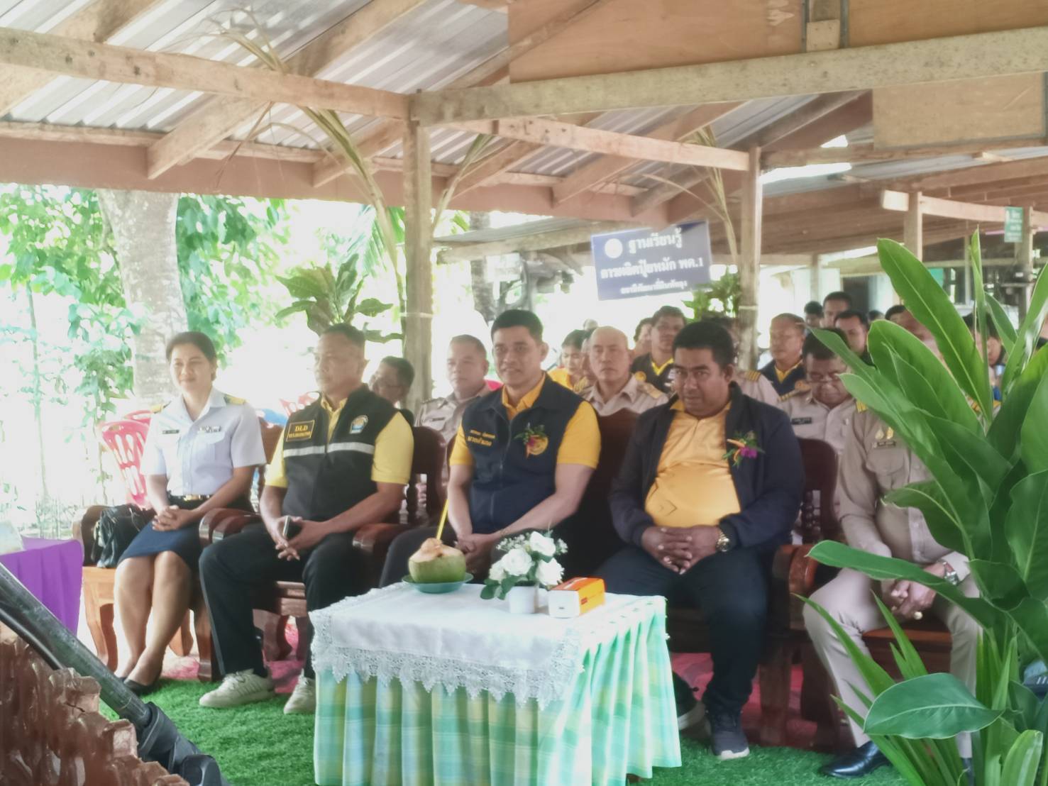 ประมงจังหวัดพัทลุง มอบหมายให้ประมงอำเภอป่าบอน ร่วมต้อนรับ นายอดุลกิตติ์ อินแก้ว จ่าจังหวัดพัทลุง ประธานและคณะกรรมการตรวจคัดเลือกศูนย์การเรียนรู้โครงการ 1 จังหวัด 1 ศูนย์การเรียนรู้โครงการอันเนื่องมาจากพระราชดำริต้นแบบ ประจำปีงบประมาณ พ.ศ. 2568 ณ ศูนย์เรียนรู้เกษตรธรรมชาติของนายณรงค์ ศิริมุสิกะ หมู่ที่ 3 ตำบลทุ่งนารี อำเภอป่าบอน จังหวัดพัทลุง