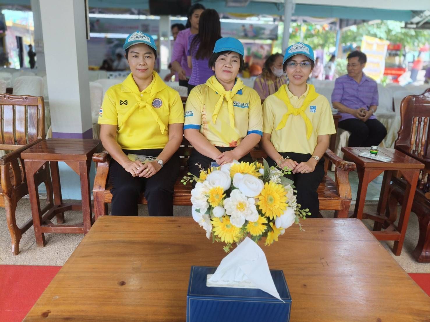 ประมงอำเภอวารินชำราบ ร่วมกิจกรรมจิตอาสาบำเพ็ญสาธารณประโยชน์ เนื่องในวันข้าราชการพลเรือน พ.ศ. 2568
