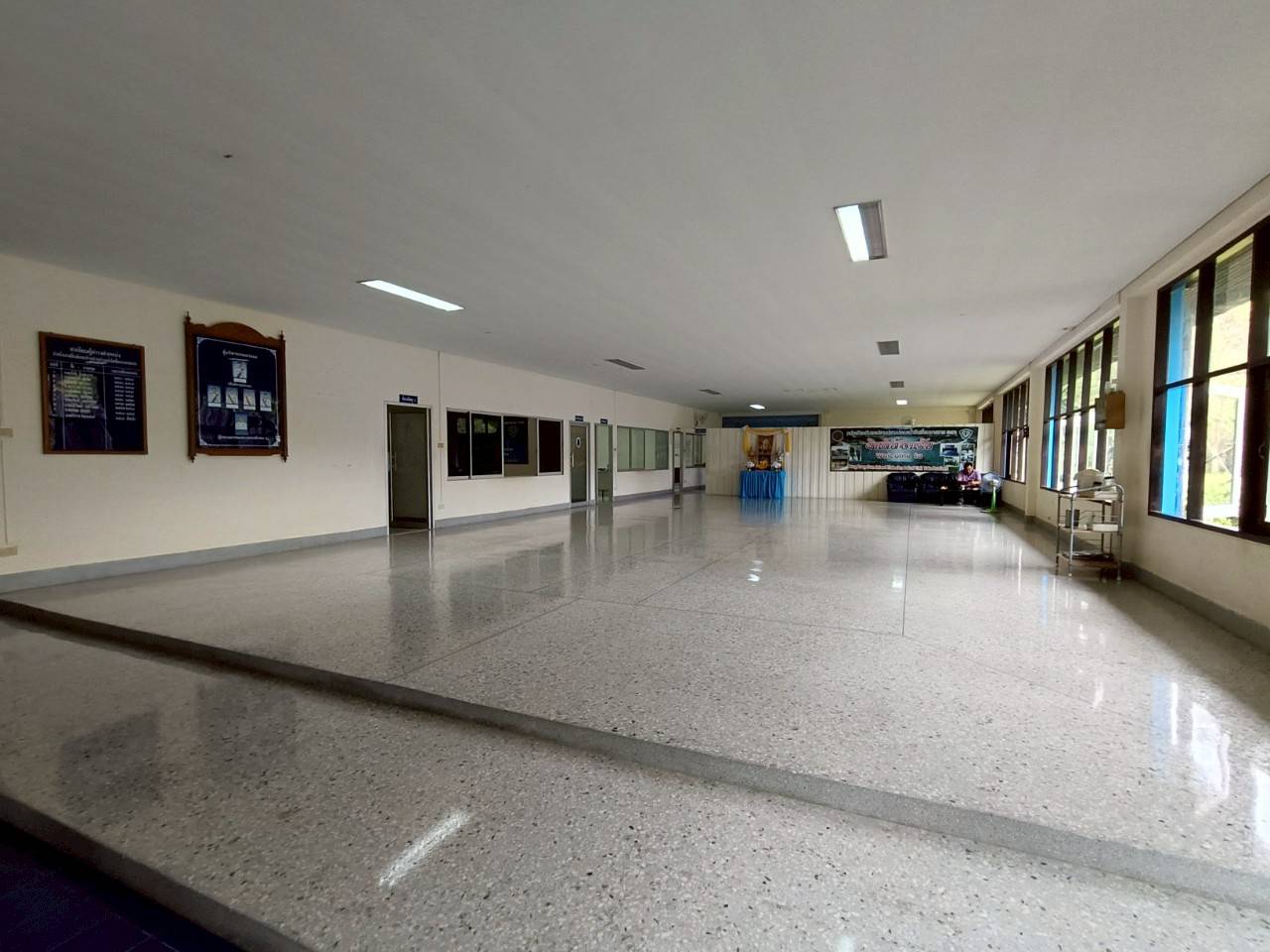 ภาพกิจกรรม ทำความสะอาดสำนักงานหน่วยฯ วันที่ 2 เมษายน 2568