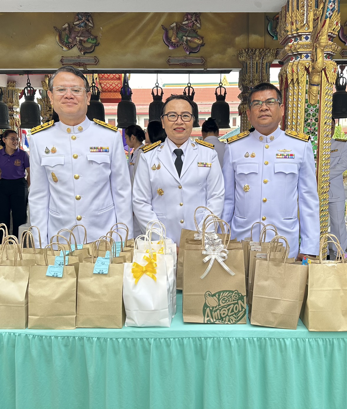 พิธีเจริญพระพุทธมนต์ทำบุญตักบาตร เฉลิมพระเกียรติสมเด็จพระกนิษฐาธิราชเจ้า กรมสมเด็จพระเทพรัตนราชสุดาฯ สยามบรมราชกุมารี
