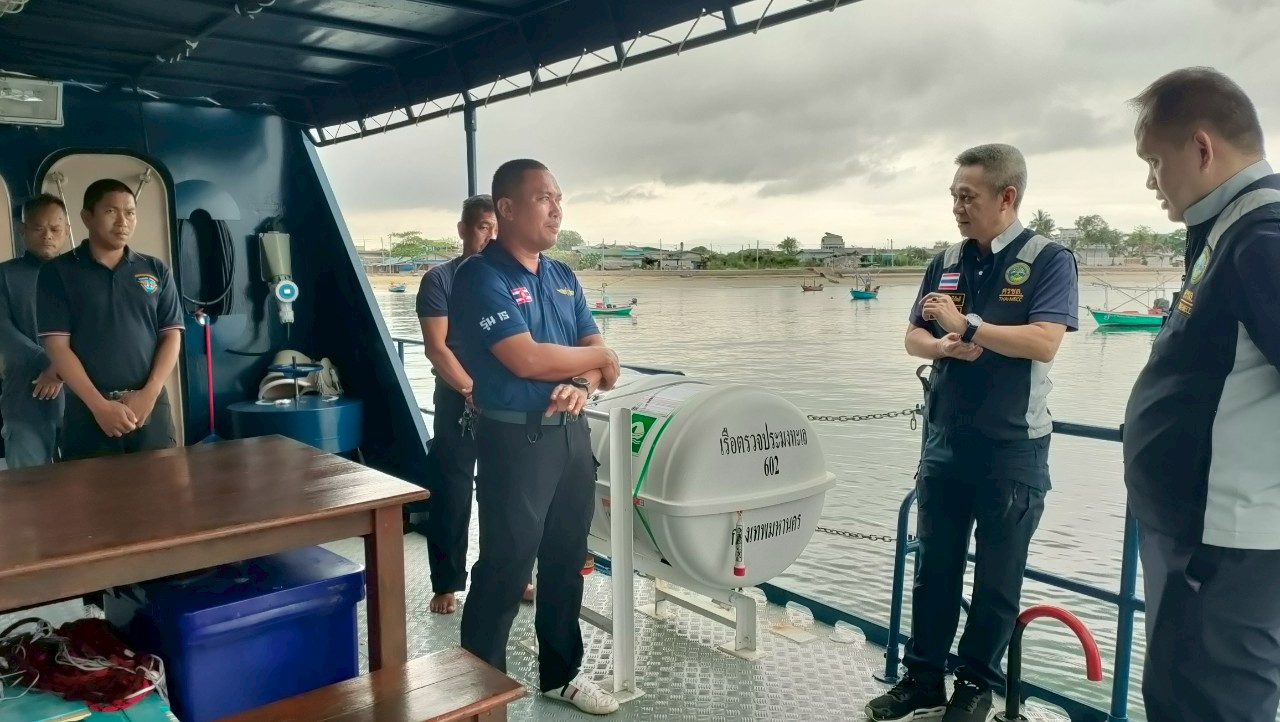 ศรชล. ภาค ๑ ตรวจเยี่ยมเรือบัญชีกำลัง และเยี่ยมชมการปฏิบัติงานของหน่วยฯ