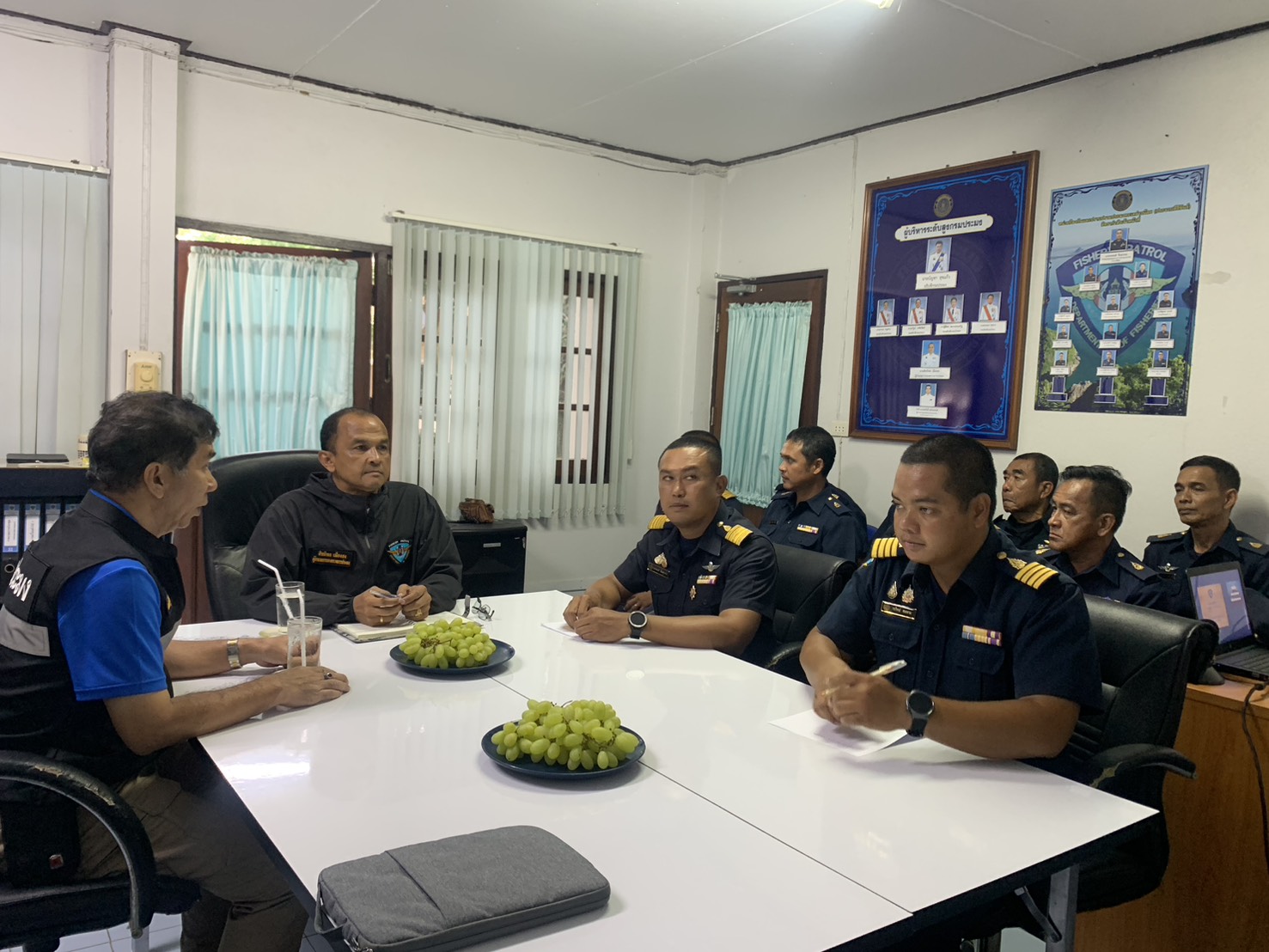 ผู้อำนวยการกองตรวจการประมง ตรวจเยี่ยม หน่วยป้องกันและปราบปรามประมงทะเลอ่าวน้อย (ประจวบคีรีขันธ์)