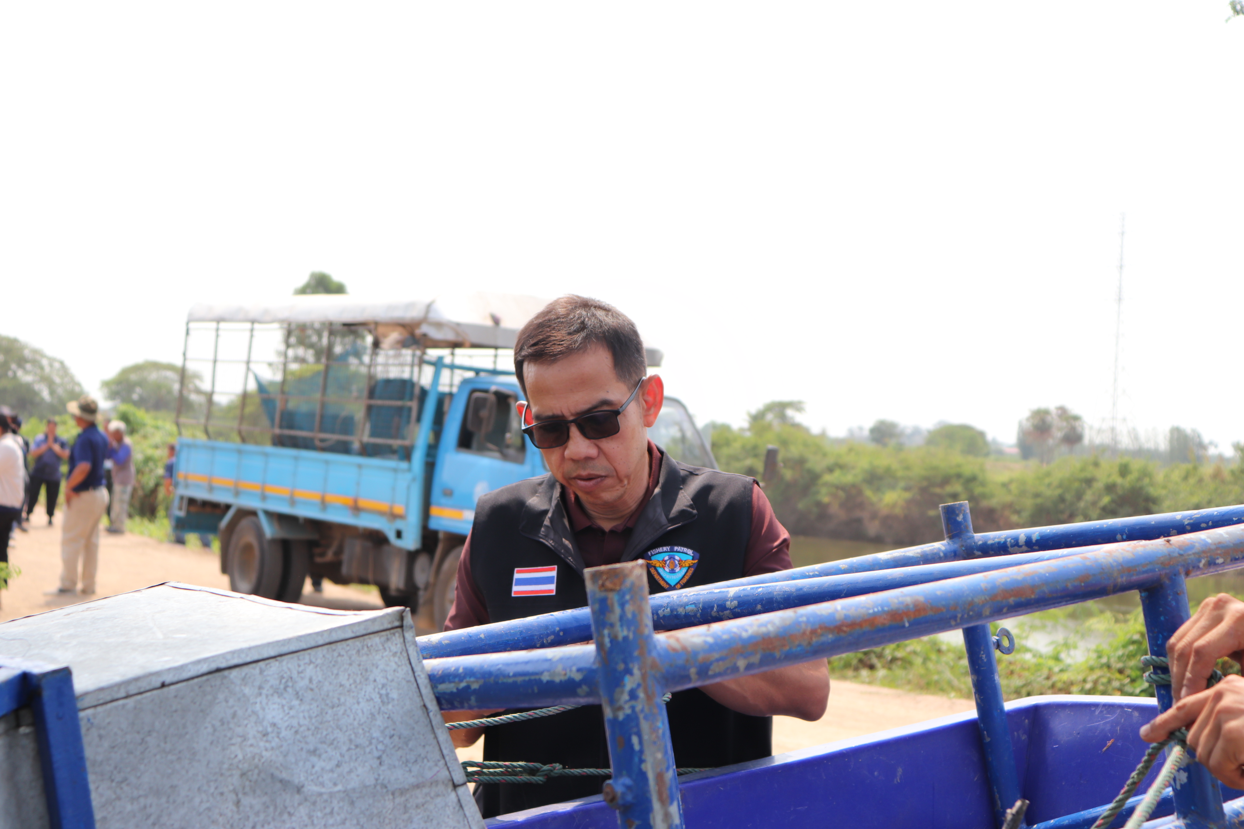 ร่วมปล่อยพันธุ์สัตว์น้ำเศรษฐกิจ 6 ชนิด ณ หนองคันเหลาและหนองสามง่ามน้อย ในพื้นที่อำเภอไชโย