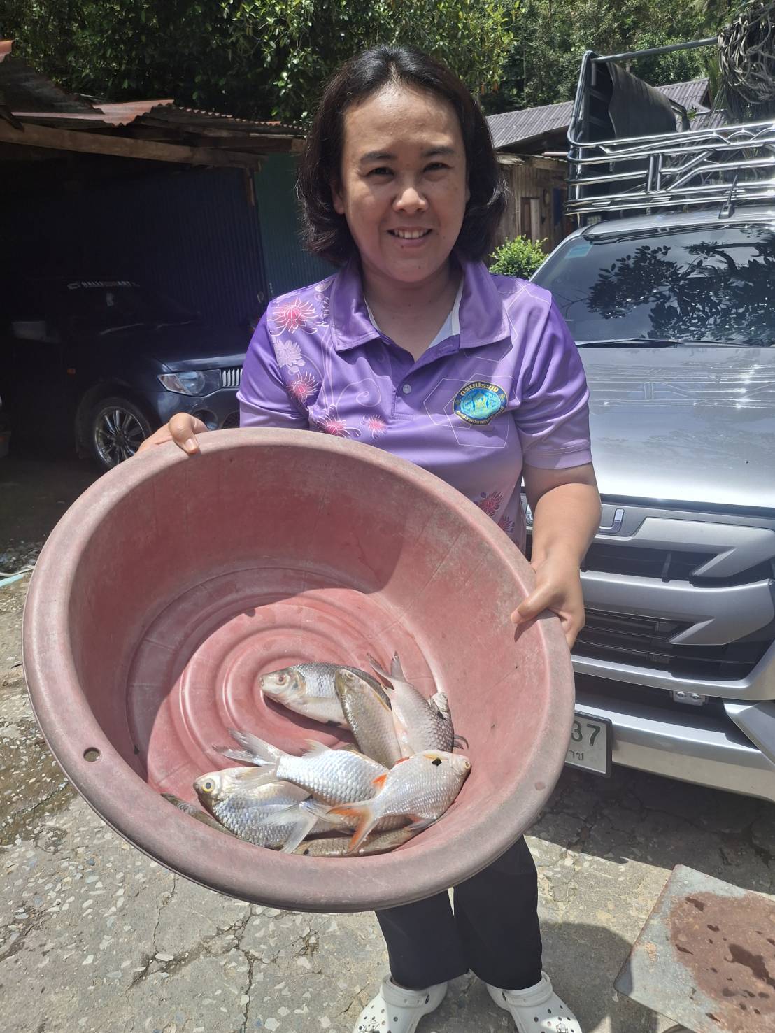 ดำเนินการตรวจรับและส่งมอบปัจจัยการผลิต