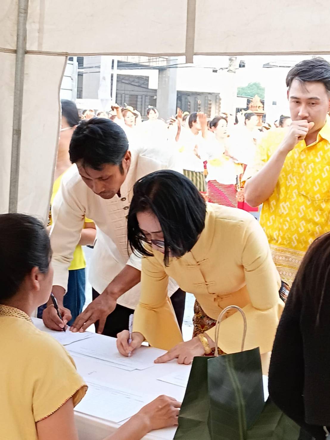 ในวันอาทิตย์ที่ 6 เมษายน 2568 ศูนย์วิจัยและพัฒนาการเพาะเลี้ยงสัตว์น้ำจืดอุทัยธานี มอบหมายให้นายทวีสิทธิ์ ชัยรัตน์ ตำแหน่ง เจ้าพนักงานประมงชำนาญงาน เข้าร่วมเป็นเกียรติในพิธีเปิดงานน้อมรำลึกสมเด็จพระปฐมบรมมหาชนก และวันที่ระลึกมหาจักรีบรมราชวงศ์ จังหวัดอุทัยธานี ประจำปีงบประมาณ พ.ศ. 2568