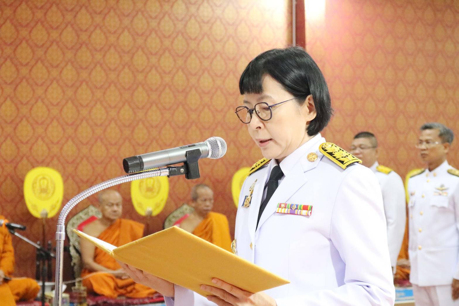 ร่วมพิธีเจริญพระพุทธมนต์เฉลิมพระเกียรติสมเด็จพระกนิษฐาธิราชเจ้า กรมสมเด็จพระเทพรัตนราชสุดาฯ สยามบรมราชกุมารี เนื่องในโอกาสวันพระราชสมภพ 2 เมษายน..คลิก