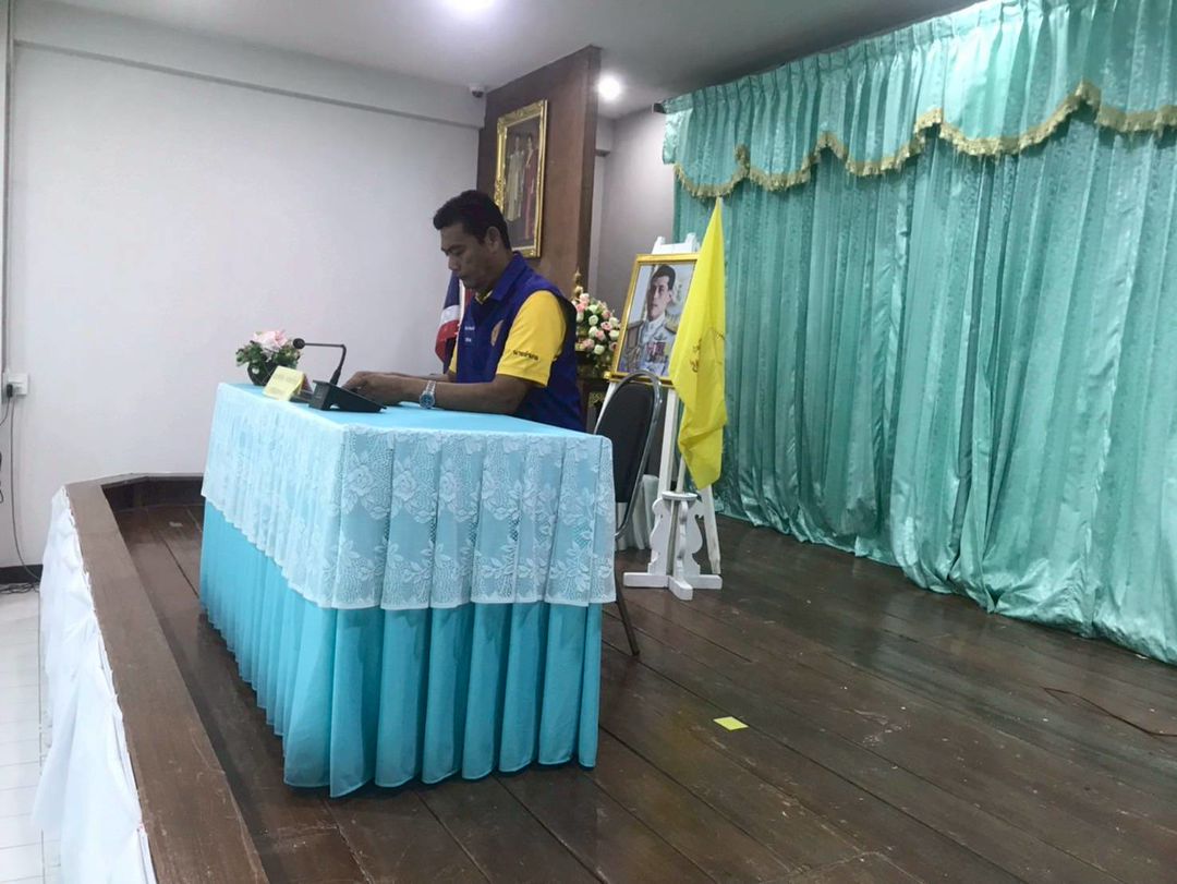 ประมงอำเภอท่าตะโก ร่วมลงพื้นที่พบปะเยี่ยมเยียนให้กำลังใจและมอบนโยบายแก่ผู้บริหาร สมาชิกสภาฯ กำนัน ผู้ใหญ่บ้าน ฯ..คลิก