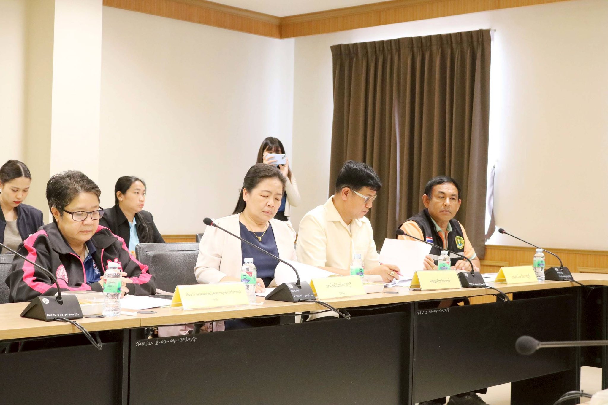 ร่วมประชุมติดตามเร่งรัดโครงการ ตามแผนปฏิบัติราชการ ประจำปีงบประมาณ พ.ศ. 2567(กรณีกันเงินไว้เบิกเหลื่อมปี) - พ.ศ. 2568  ของกลุ่มจังหวัดภาคกลางตอนล่าง 1..คลิก