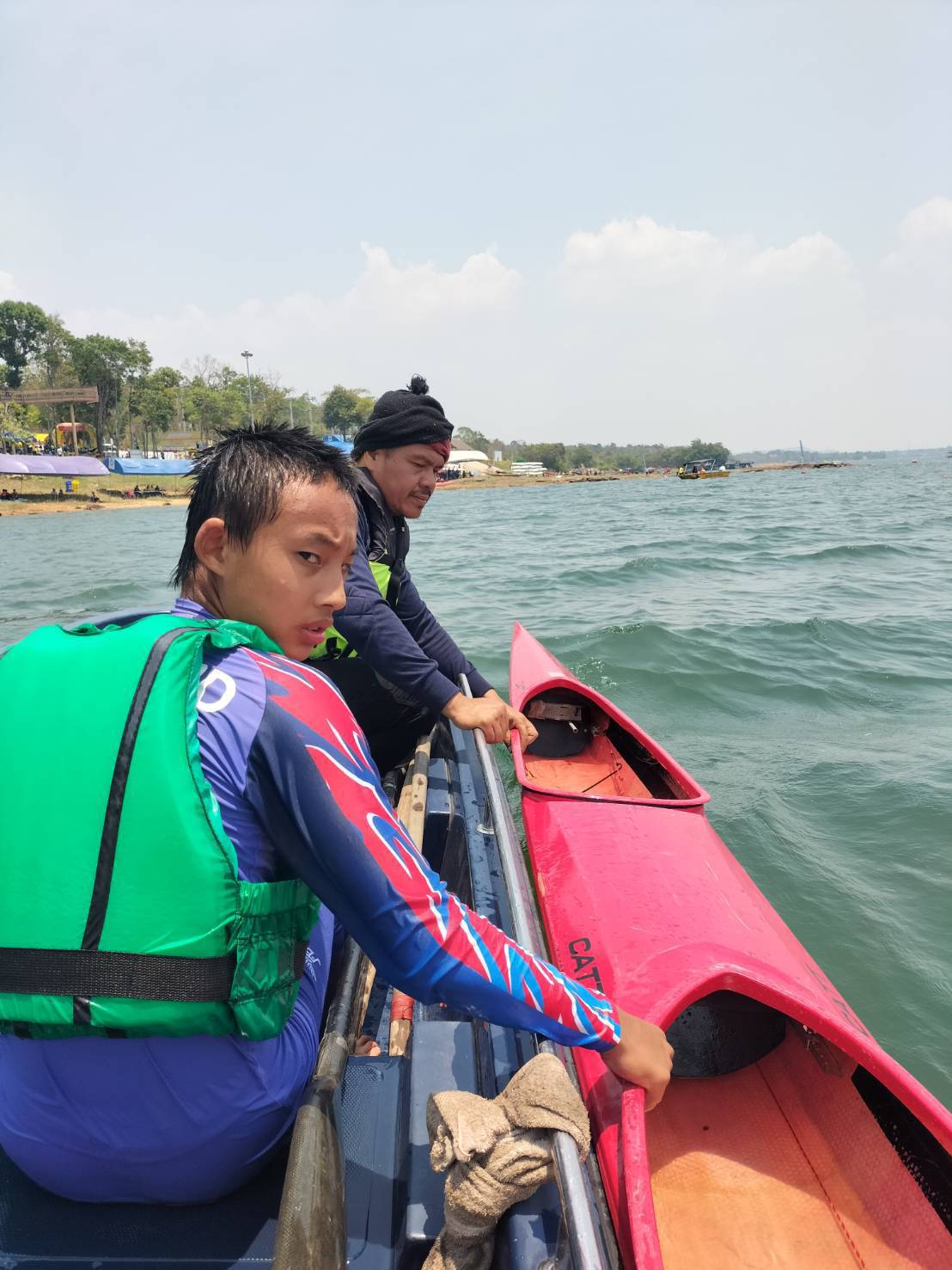 ร่วมกิจกรรมการแข่งขันกีฬาเรือพายชิงชนะเลิศแห่งประเทศไทย