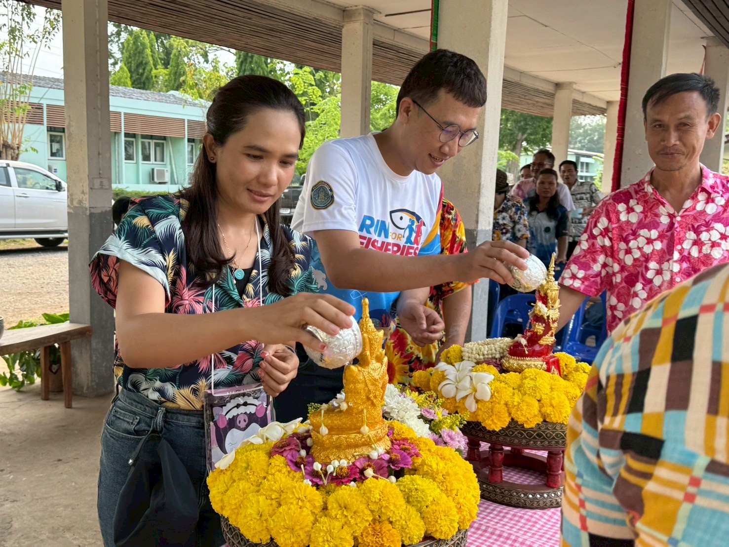 กิจกรรมสรงน้ำพระ รดน้ำดำหัวผู้สูงอายุ เนื่องในประเพณีสงกรานต์และปีใหม่ไทย สืบสานสงกรานต์วิถีไทย ประจำปี 2568