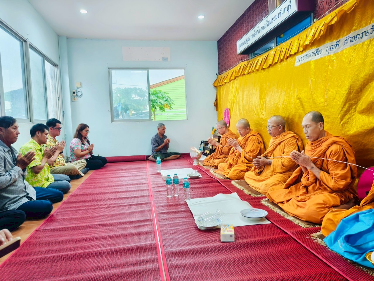 ตรวจเยี่ยมให้กำลังใจในการปฏิบัติหน้าที่ และร่วมทำบุญสำนักงานด่านตรวจประมงจันทบุรีเนื่องในวันสงกรานต์ 