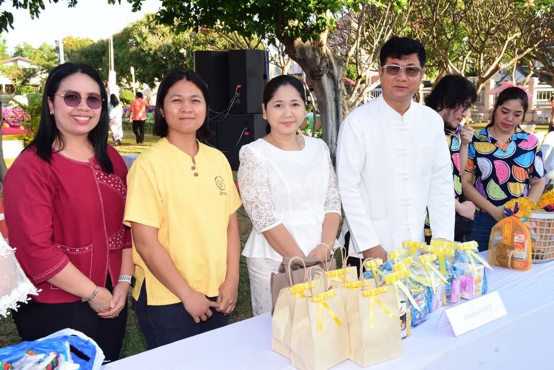เข้าร่วมพิธีทำบุญตักบาตร และปล่อยพันธุ์สัตว์น้ำ..คลิก