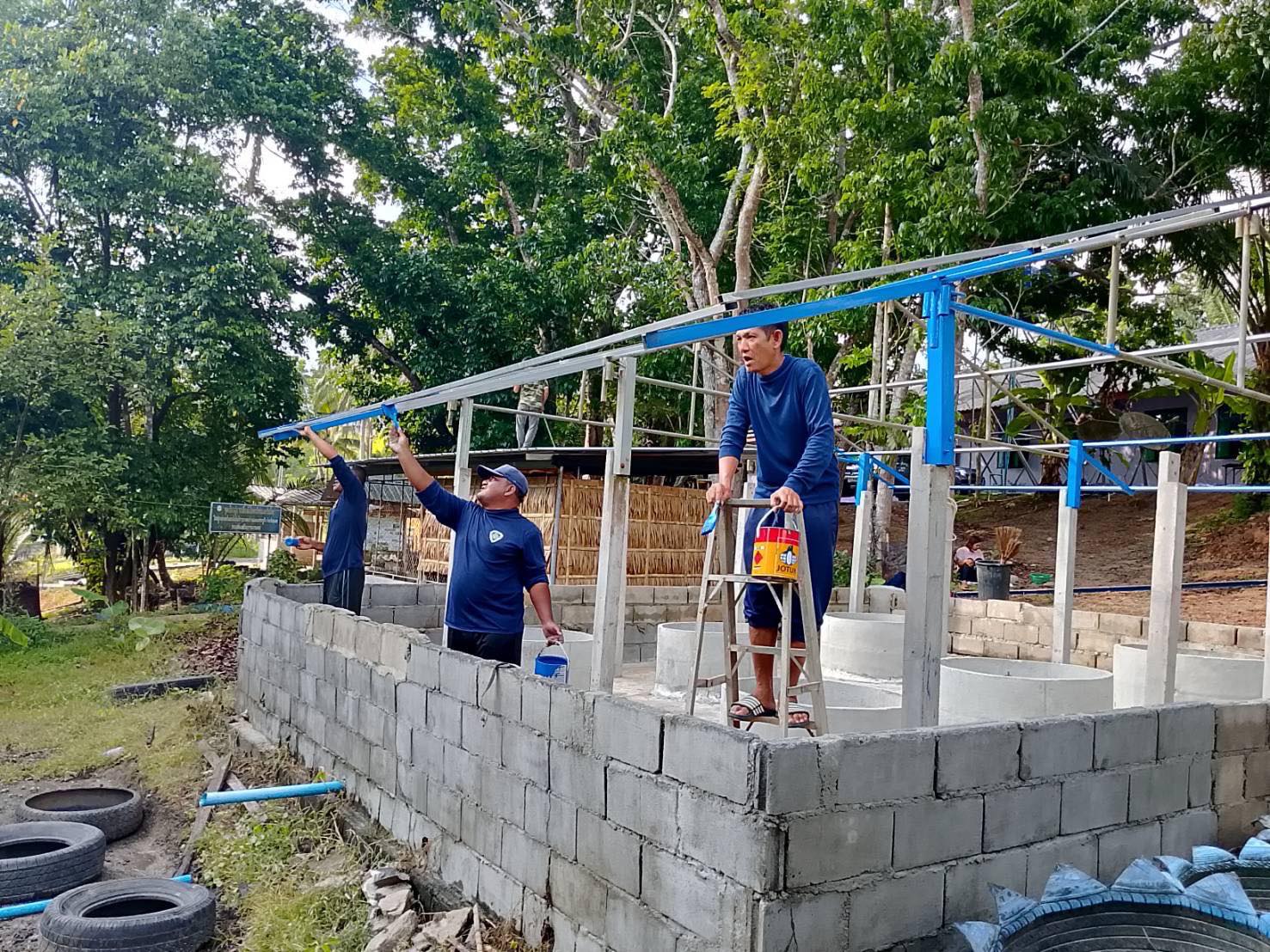 ศูนย์ป้องกันและปราบปรามประมงน้ำจืดสุราษฎร์ธานีเตรียมสถานที่สำหรับรับเสด็จสมเด็จพระกนิษฐาธิราชเจ้า กรมสมเด็จพระเทพรัตนราชสุดาฯ สยามบรมราชกุมารี..คลิก