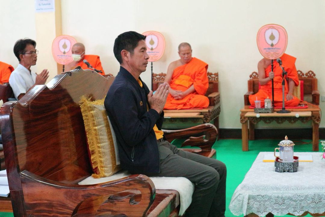 ประมงอำเภอลาดยาว พิธีเจริญพระพุทธมนต์ เฉลิมพระเกียรติพระบาทสมเด็จพระเจ้าอยู่หัว สมเด็จพระนางเจ้าสิริกิติ์พระบรมราชินีนาถ พระบรม ราชชนนีพันปีหลวง และสมเด็จพระนางเจ้าฯ พระบรมราชินี ประจำปี พุทธศักราช 2568