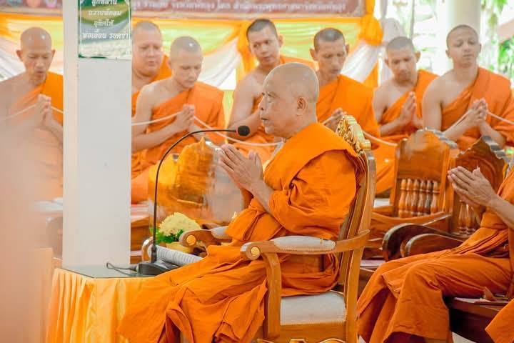 หัวหน้ากลุ่มบริหารและยุทธศาสตร์  เข้าร่วมพิธีเจริญพระพุทธมนต์เฉลิมพระเกียรติฯ ถวายพระพรชัยมงคลพระบาทสมเด็จพระเจ้าอยู่หัวและพระบรมวงศานุวงศ์ ครั้งที่ 4 ประจำปีพุทธศักราช 2568 ณ วัดบ้านนา ตำบลบ้านนา อำเภอศรีนครินทร์ จังหวัดพัทลุง..คลิก
