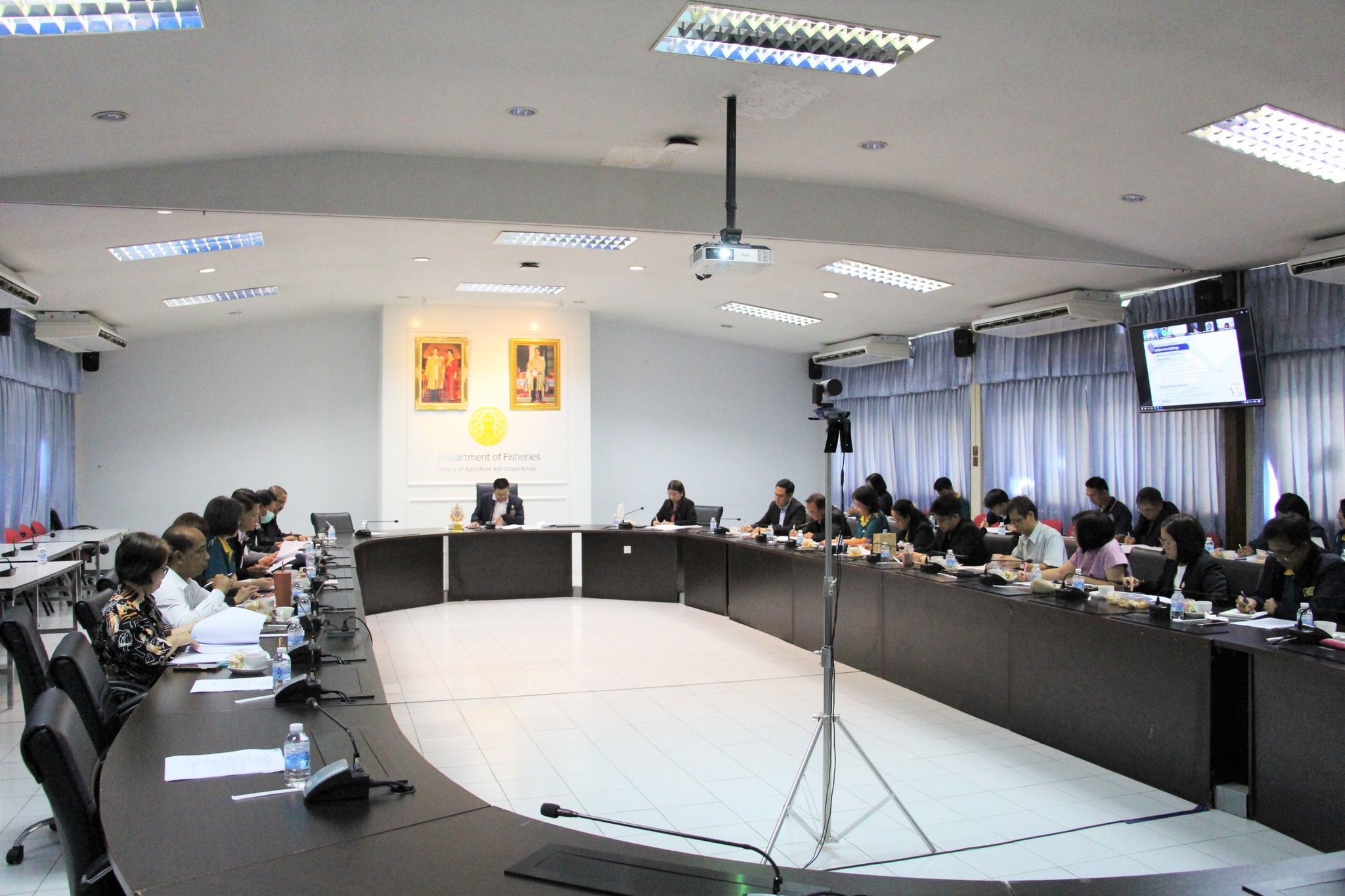 เข้าร่วมประชุมคณะกรรมการขับเคลื่อนการดำเนินงานโครงการบริหารจัดการทรัพยากรประมง กิจกรรมบริหารจัดการทรัพยากรประมงน้ำจืด การเพิ่มผลผลิตสัตว์น้ำในแหล่งน้ำชุมชนเพื่อเพิ่มรายได้และลดค่าครองชีพของประชาชน ครั้งที่ 1/2568