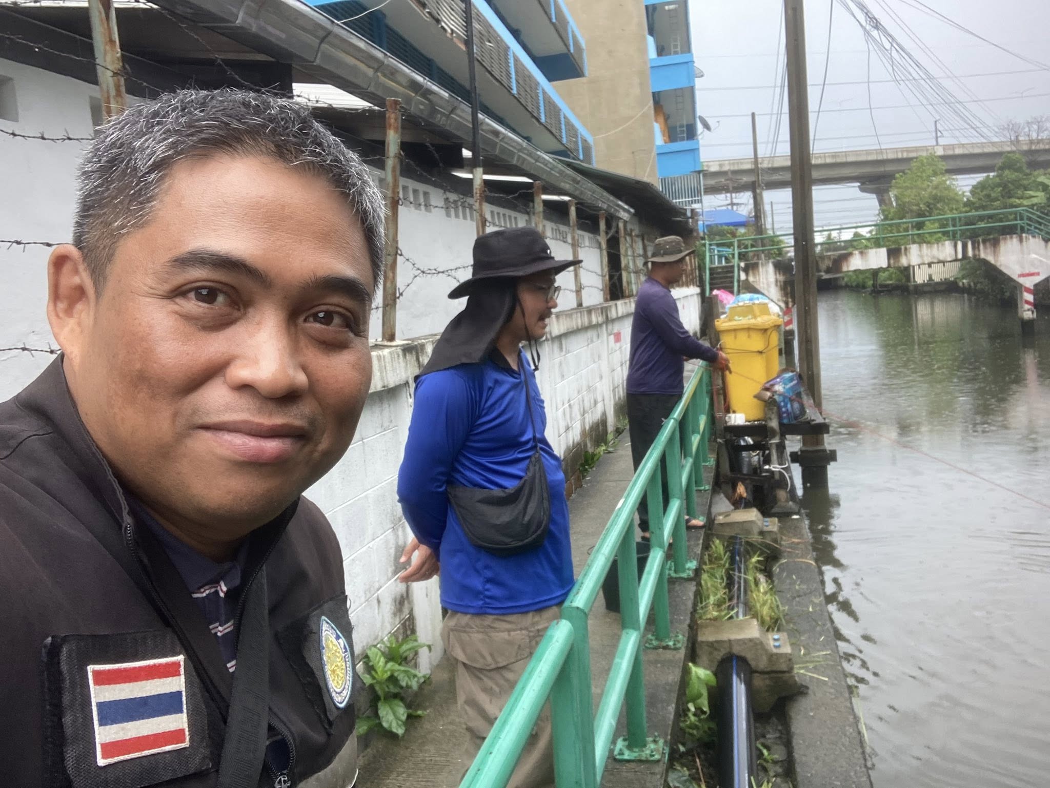 สำนักงานประมงพื้นที่กรุงเทพมหานครลงพื้นที่ประชาสัมพันธ์การปล่อยสัตว์ที่เหมาะสม และสำรวจการแพร่ระบาดของปลาหมอคางดำในพื้นที่กรุงเทพมหานคร