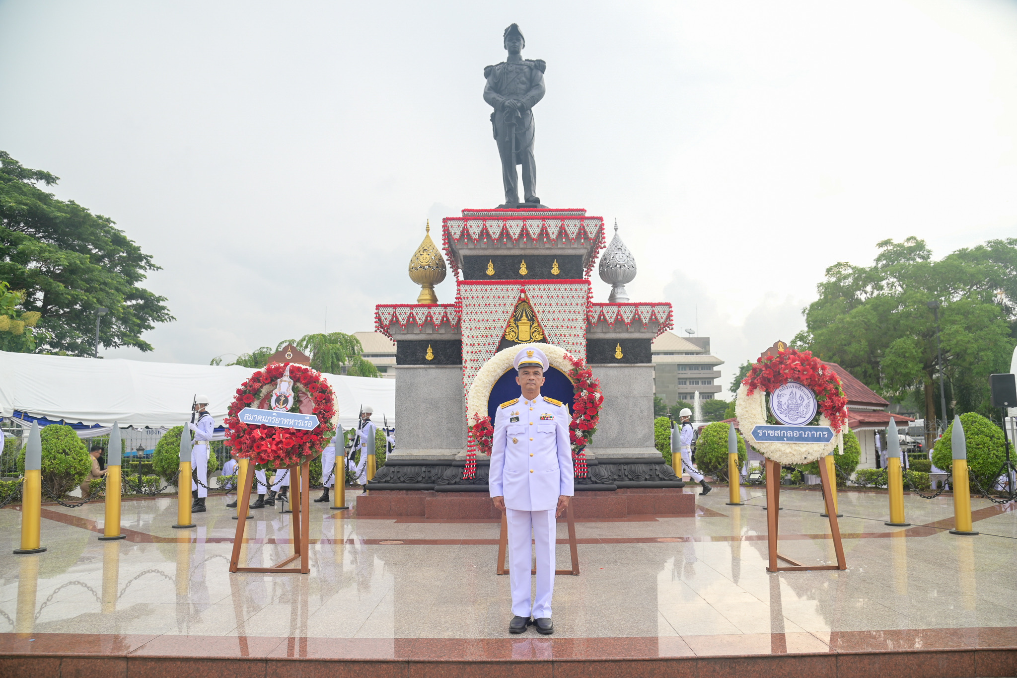 กรมประมงร่วมพิธีวางพวงมาลาถวายสักการะ พระอนุสาวรีย์ พลเรือเอก พระเจ้าบรมวงศ์เธอ พระองค์เจ้าอาภากรเกียรติวงศ์ กรมหลวงชุมพรเขตอุดมศักดิ์ เนื่องในวันอาภากร ประจำปี 2568..คลิก