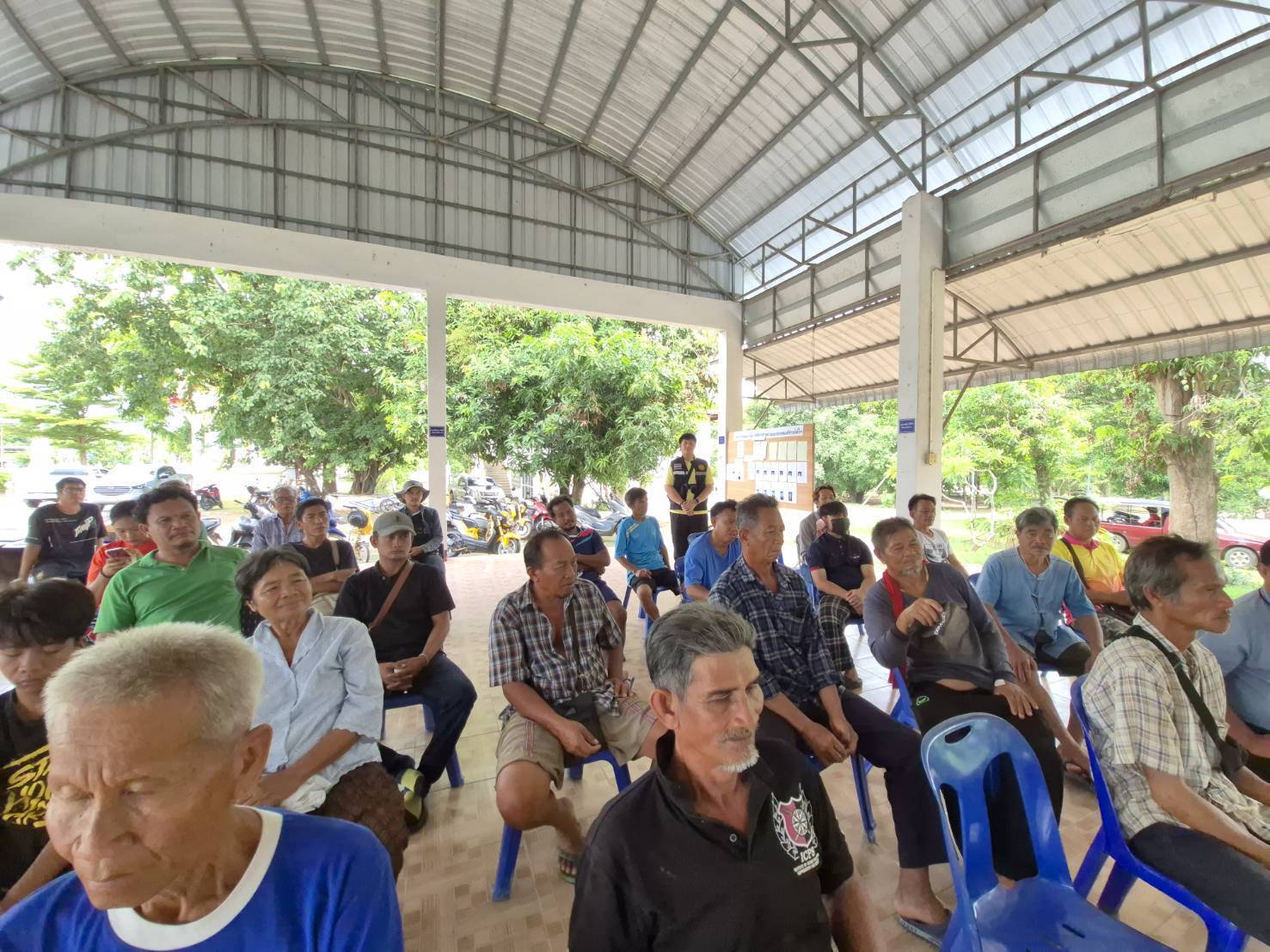 ประมงอุบลฯ ประชุมชี้แจงโครงการสร้างความเข้มแข็งกลุ่มการผลิตด้านประมง ประจำปี งบประมาณ 2568 ( งบกลาง )..คลิก