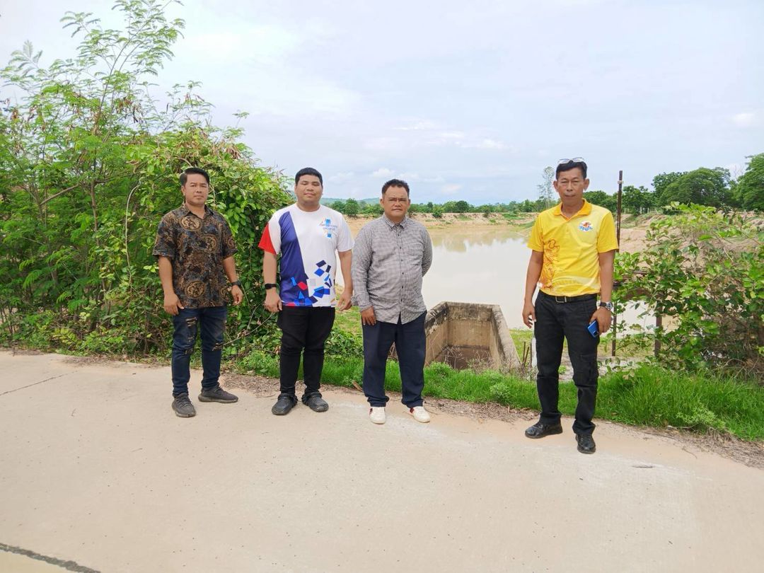 ประมงอำเภอลาดยาว ร่วมกับเจ้าหน้าที่องค์การบริหารส่วนตำบลสร้อยละคร ลงพื้นที่สำรวจแหล่งน้ำสาธารณะที่เหมาะสม เพื่อปล่อยพันธุ์สัตว์น้ำจืด ประจำปีงบประมาณ พ.ศ.2568..คลิก