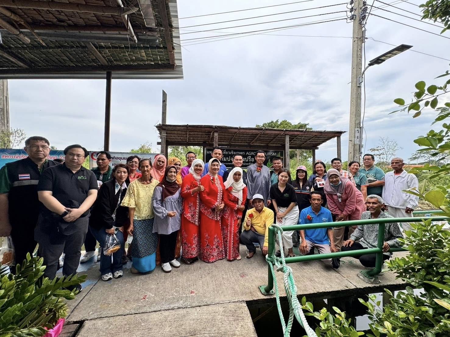 สำนักงานประมงพื้นที่กรุงเทพมหานคร เข้าร่วมเป็นเกียรติการประกวดวิสาหกิจชุมชนดีเด่น ระดับเขต ประจำปี 2568