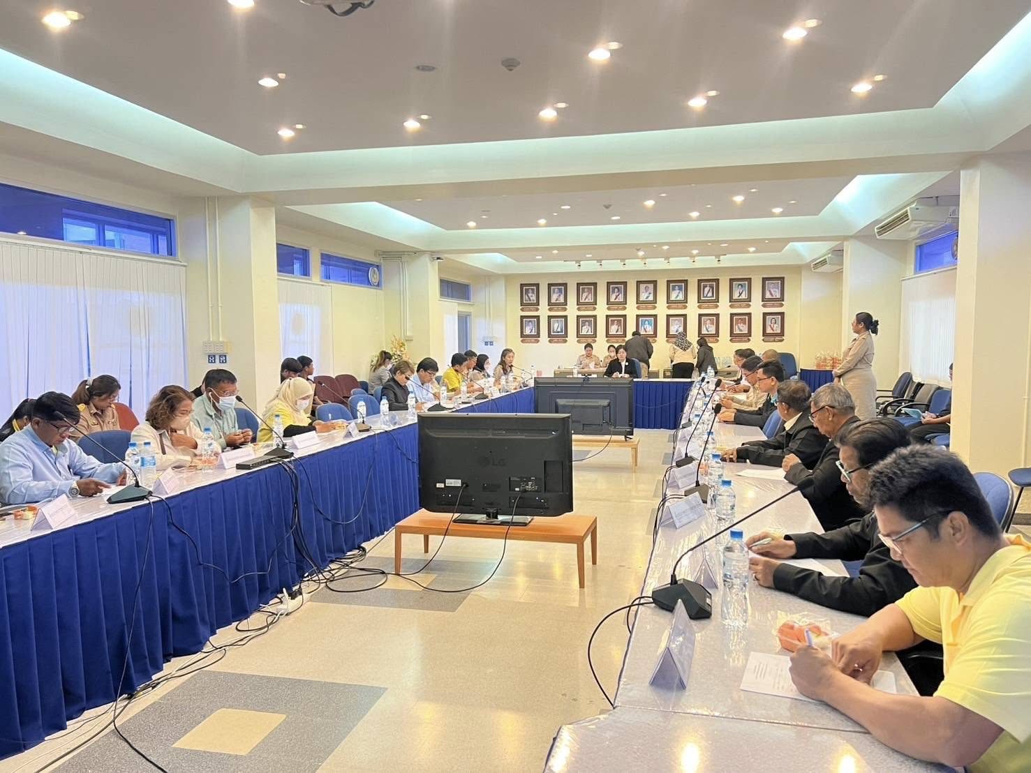 สำนักงานประมงพื้นที่กรุงเทพมหานคร เข้าร่วมการประชุมคณะกรรมการพัฒนาท้องถิ่นการเกษตรพระนคร และคณะกรรมการพัฒนาท้องถิ่นการเกษตรธนบุรี ครั้งที่ 2/2568