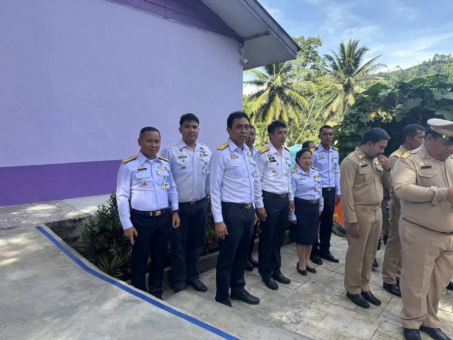 ศูนย์ป้องกันและปราบปรามประมงน้ำจืดสุราษฎร์ธานี ร่วมรับเสด็จ สมเด็จพระกนิษฐาธิราชเจ้า กรมสมเด็จพระเทพรัตนราชสุดา เจ้าฟ้ามหาจักรีสิรินธร มหาวชิราลงกรณวรราชภักดี สิริกิจการิณีพีรยพัฒน รัฐสีมาคุณากรปิยชาติ สยามบรมราชกุมารี..คลิก