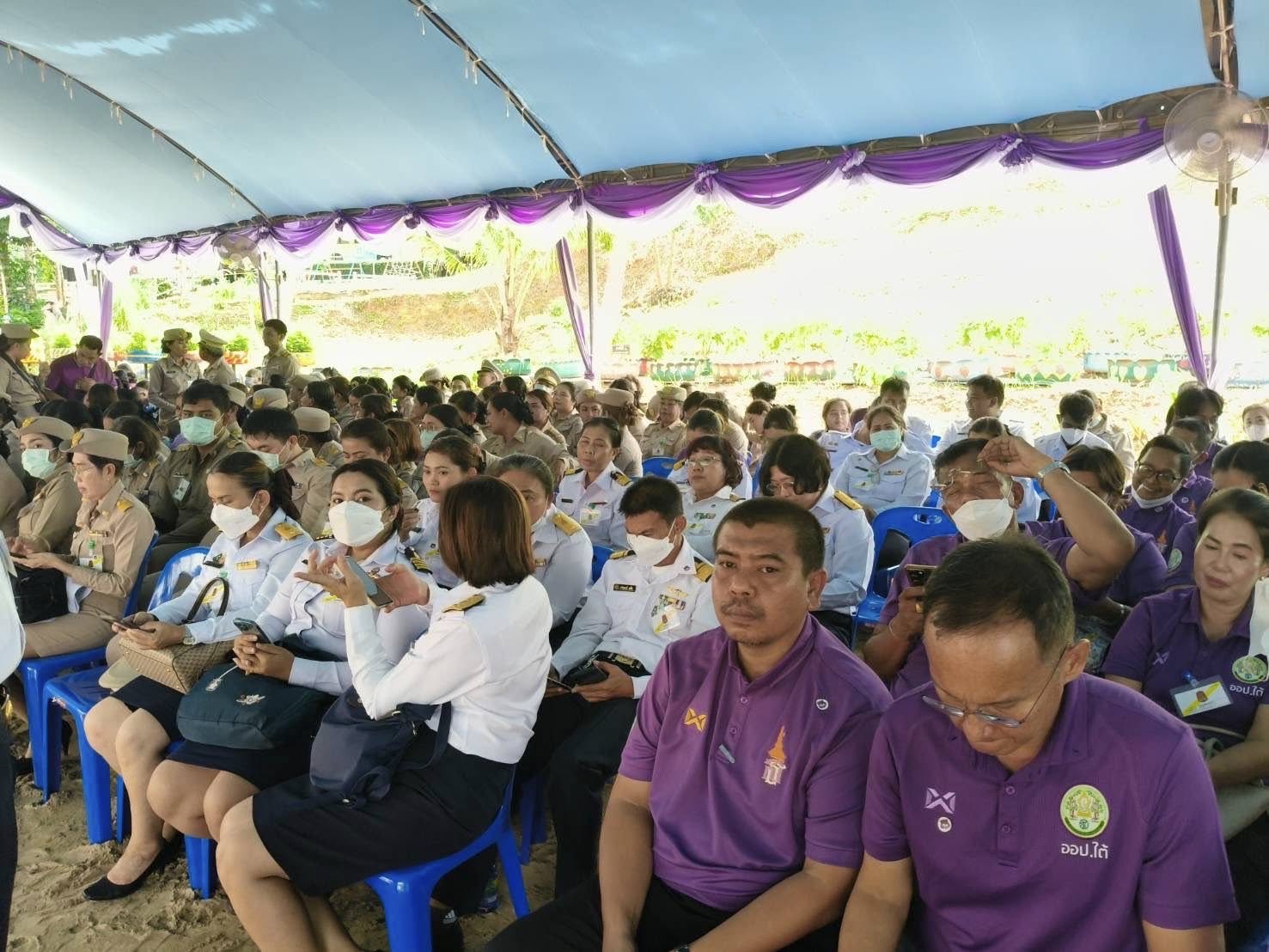 ศูนย์ป้องกันและปราบปรามประมงน้ำจืดสุราษฎร์ธานี ร่วมรับเสด็จ สมเด็จพระกนิษฐาธิราชเจ้า กรมสมเด็จพระเทพรัตนราชสุดา เจ้าฟ้ามหาจักรีสิรินธร มหาวชิราลงกรณวรราชภักดี สิริกิจการิณีพีรยพัฒน รัฐสีมาคุณากรปิยชาติ สยามบรมราชกุมารี..คลิก