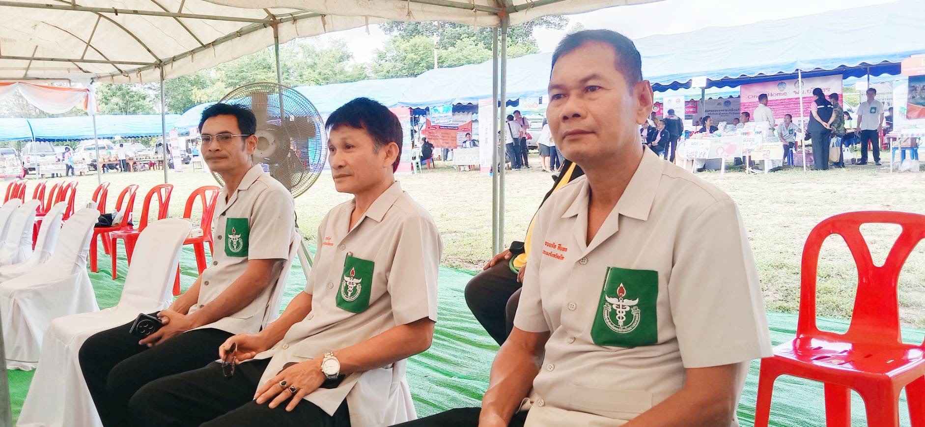โครงการจังหวัดเคลื่อนที่ เพิ่มรอยยิ้ม “เติมความสุข ให้คนยโสธร” ร่วมกับแผนออกหน่วยแพทย์อาสาสมเด็จพระศรีนครินทราบรมราชชนนี (พอ.สว.) ปีงบประมาณ 2568..คลิก