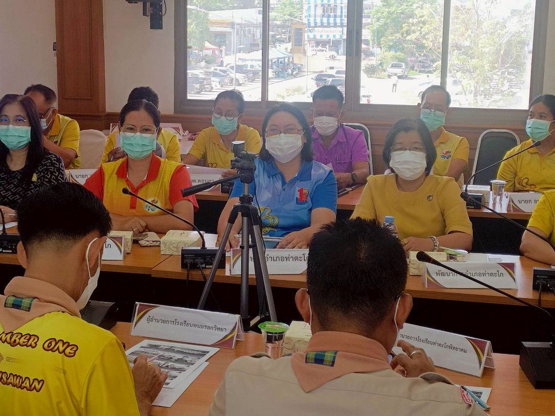 ประมงอำเภอท่าตะโก ร่วมประชุมประจำเดือน หัวหน้าส่วนราชการประจำอำเภอ ปลัดอำเภอ หัวหน้าหน่วยงานรัฐวิสาหกิจ ผู้บริหารสถานศึกษา ผู้บริหารองค์กรปกครองส่วนท้องถิ่น กำนัน..คลิก