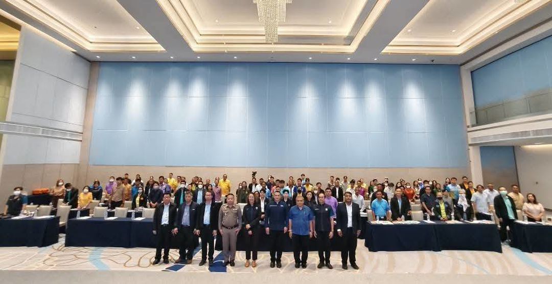ประชุมปฐมนิเทศโครงการศึกษาความเหมาะสมและประเมินผลกระทบสิ่งแวดล้อม ประตูระบายน้ำในแม่น้ำปิง จำนวน 3 แห่ง จังหวัดตาก จังหวัดกำแพงเพชร และจังหวัดนครสวรรค์..คลิก