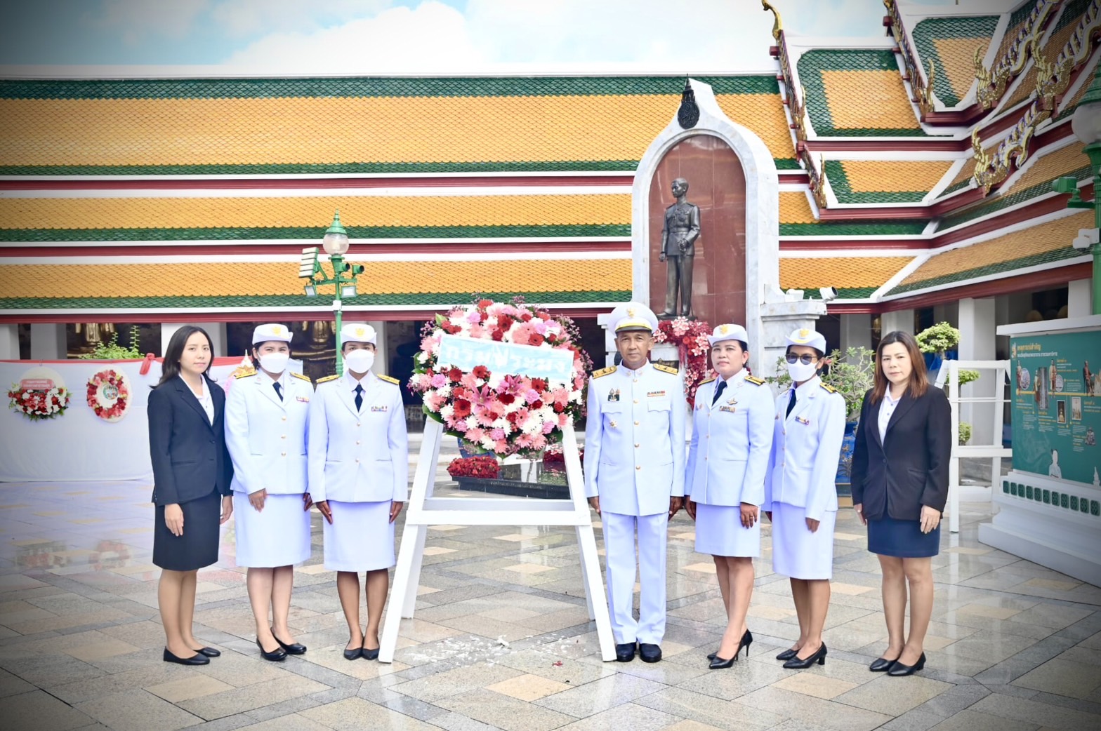 กรมประมง วางพวงมาลาถวายราชสักการะพระบรมราชานุสาวรีย์พระบาทสมเด็จพระปรเมนทรมหาอานันทมหิดล พระอัฐมรามาธิบดินทร..คลิก