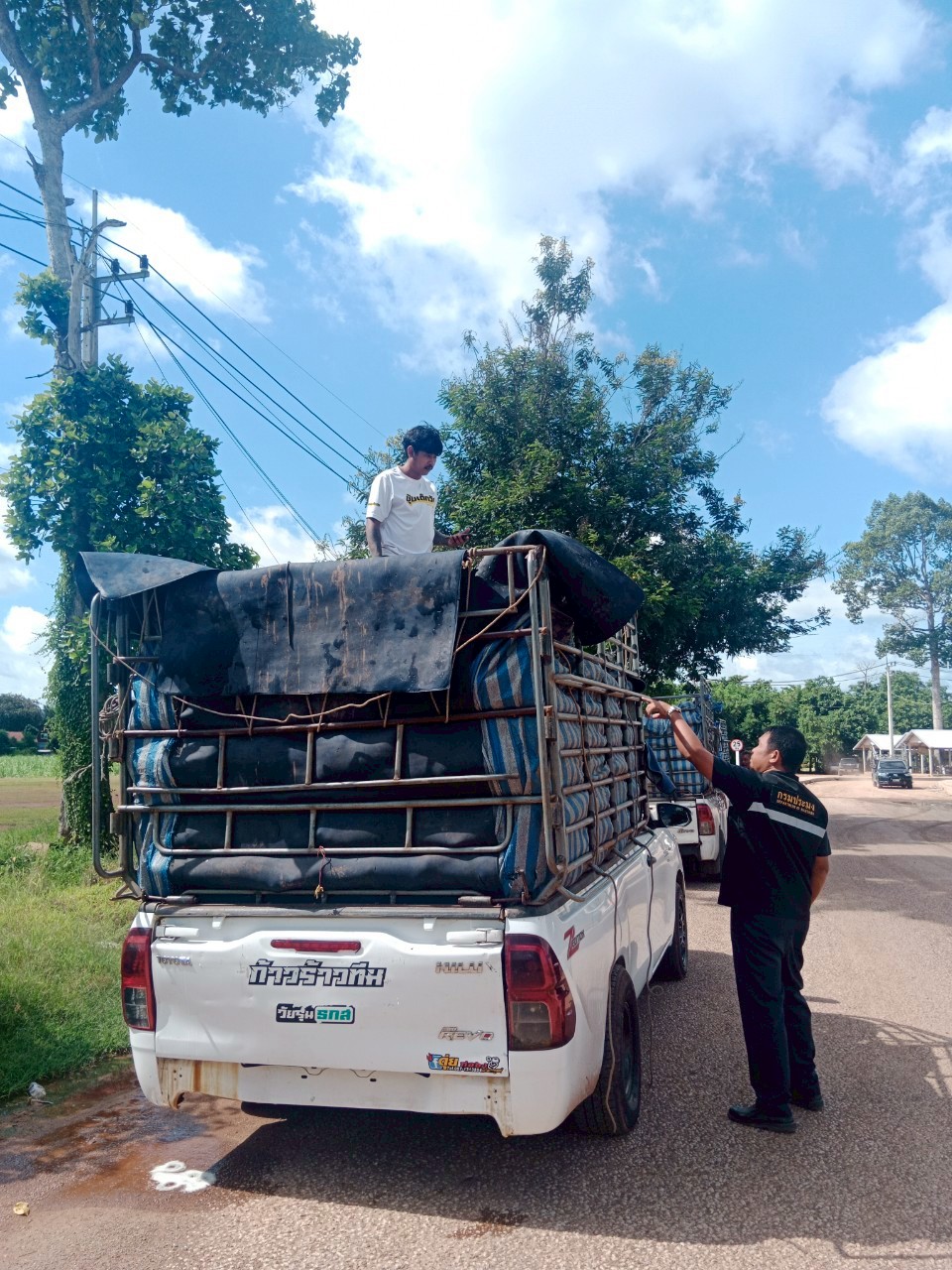ตรวจสินค้าประมงที่นำเข้า ส่งออก ทางจุดผ่อนปรนทางการค้าบ้านหนองปรือ