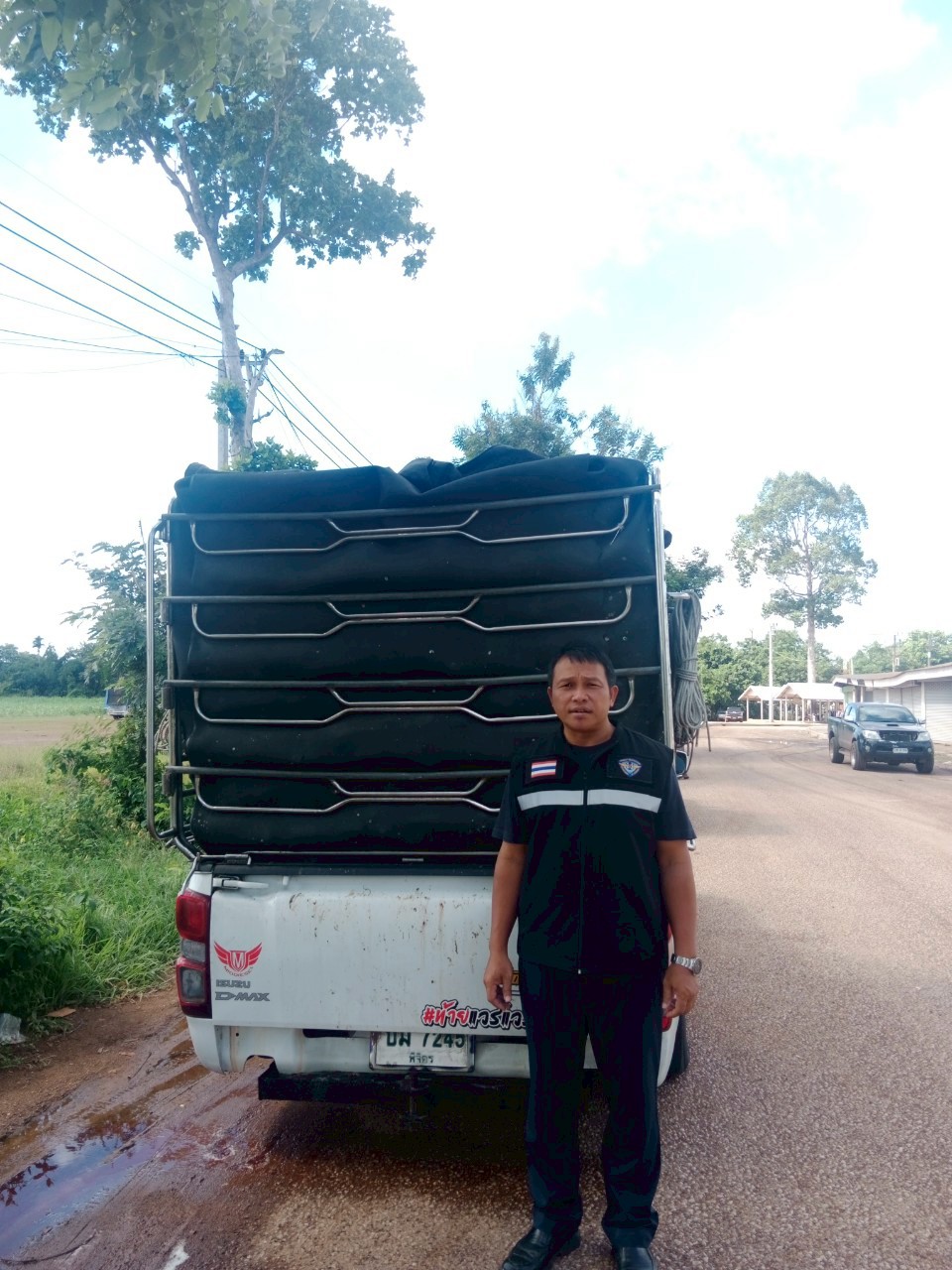 ตรวจสินค้าประมงที่นำเข้า ส่งออก ทางจุดผ่อนปรนทางการค้าบ้านหนองปรือ..คลิก