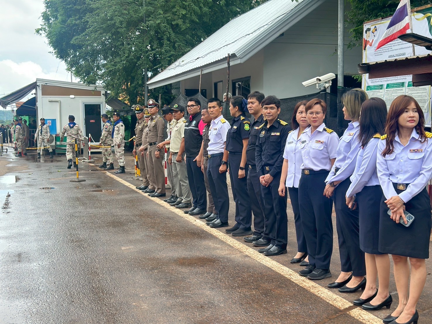 ร่วมให้การต้อนรับนางสาวแพทองธาร ชินวัตร นายกรัฐมนตรี