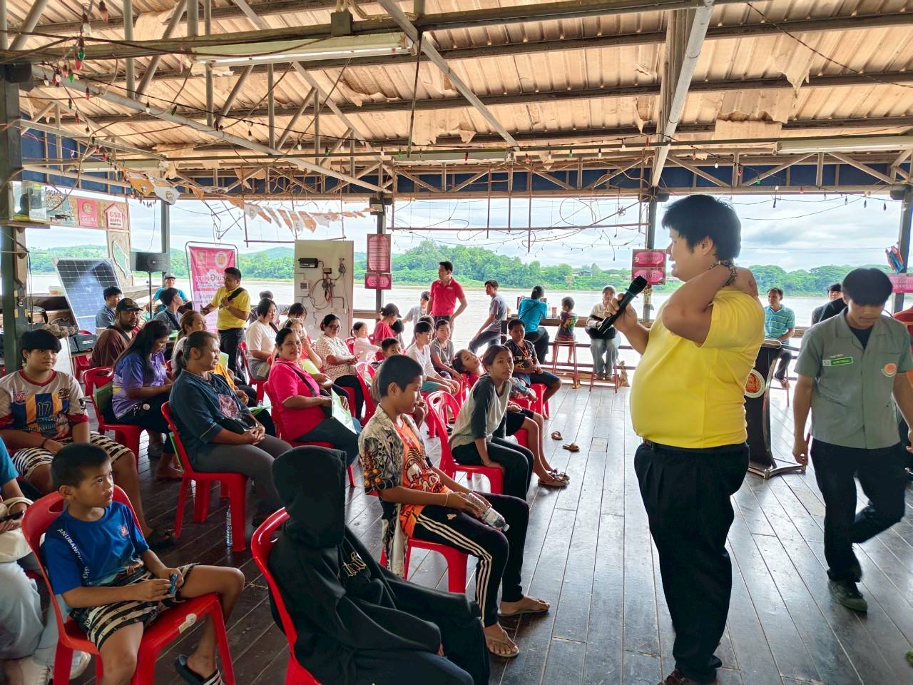 โครงการส่งเสริมอาชีพประมง กิจกรรมส่งเสริมและบริหารจัดการทรัพยากรประมงในพื้นที่ลุ่มน้ำพรมแดน..คลิก
