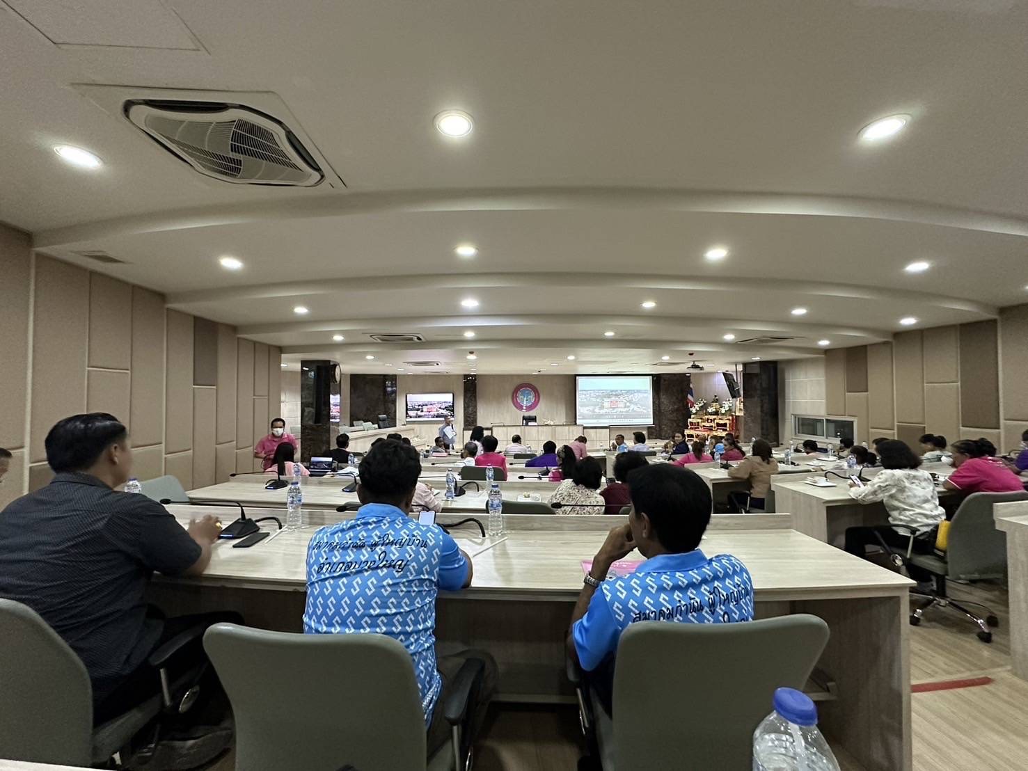 การประชุมประชาคมท้องถิ่นระดับเมืองของเทศบาลเมืองเสาธงหิน