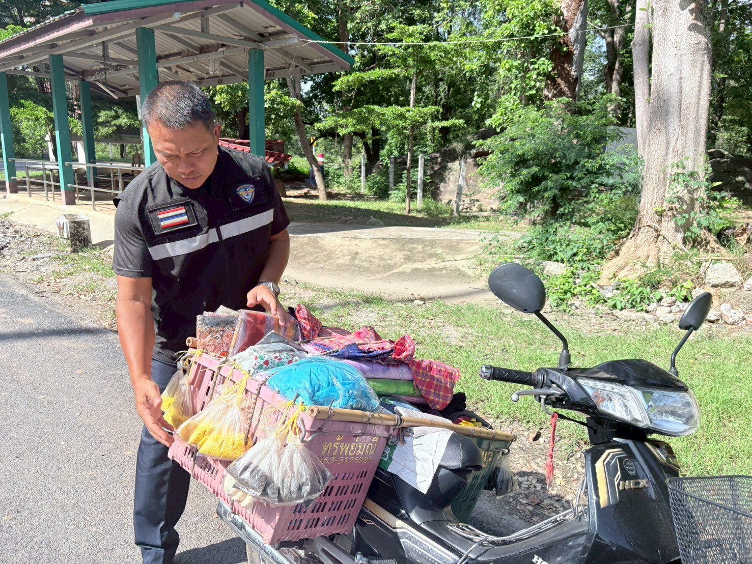 ตรวจสินค้าประมงที่นำเข้า ส่งออก ทางจุดผ่านแดนตาพระยา..คลิก