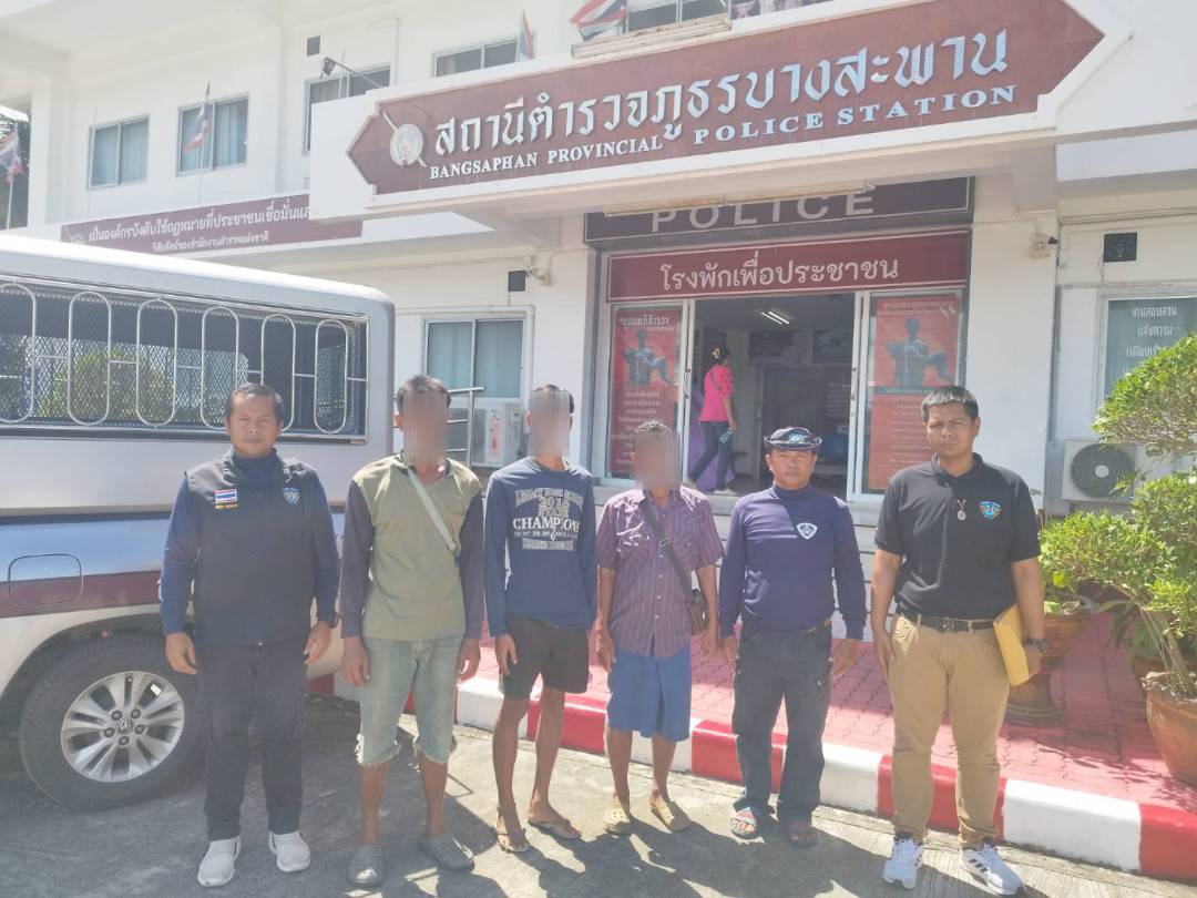 กิจกรรมสายตรวจเรือยาง จับกุมเรือประมงอวนครอบหมึกทำการประมงในเขตทะเลชายฝั่งโดยฝ่าฝืนประกาศคณะกรรมการจังหวัดประจวบคีรีขันธ์ 